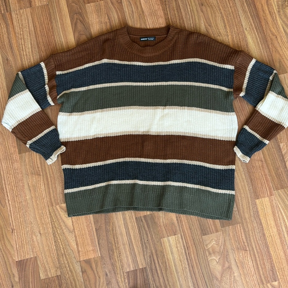 3/$10 🌼 Sweater